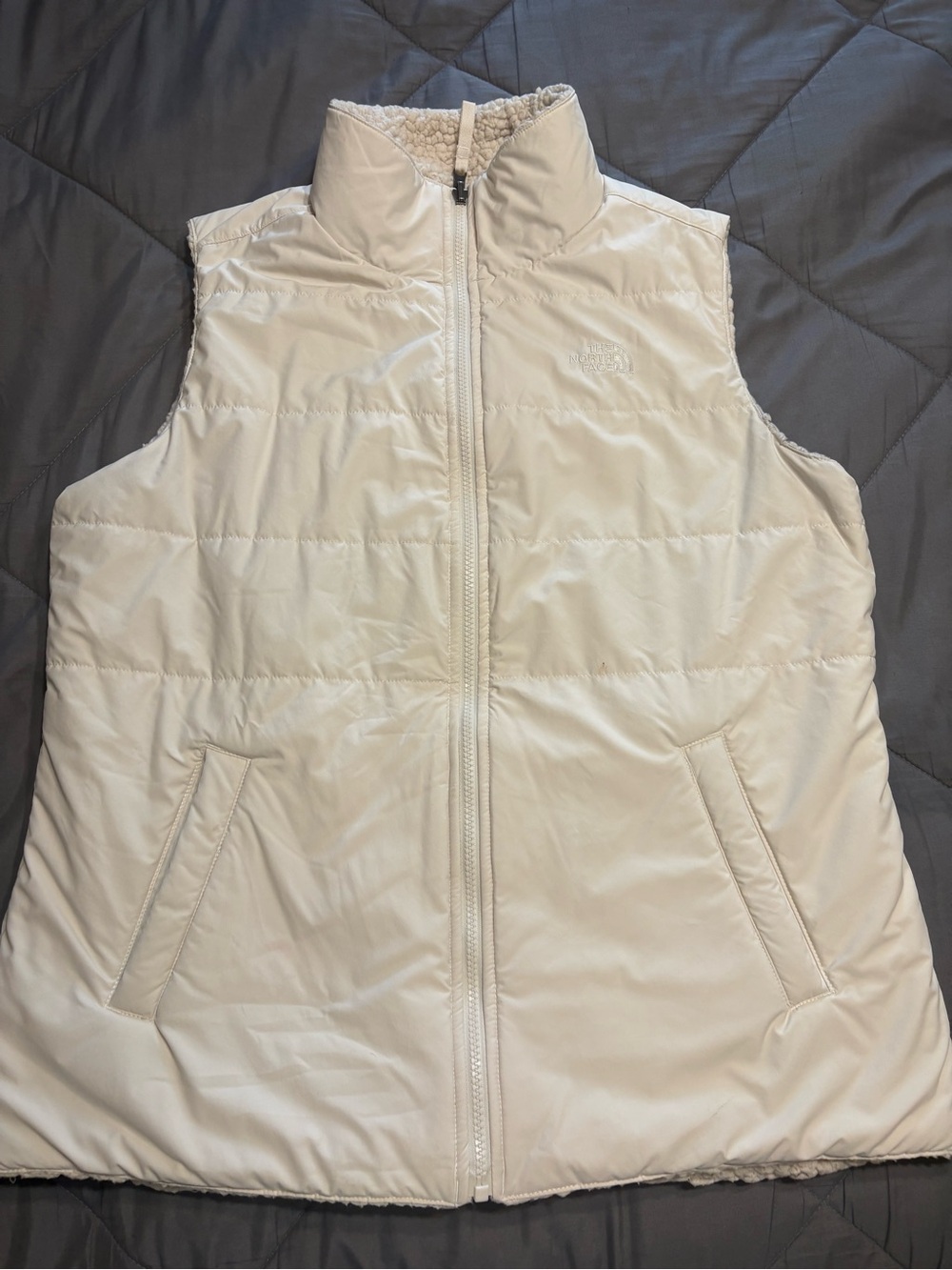 The North Face Women's Ivory Quilted Sherpa-Lined Reversible Vest